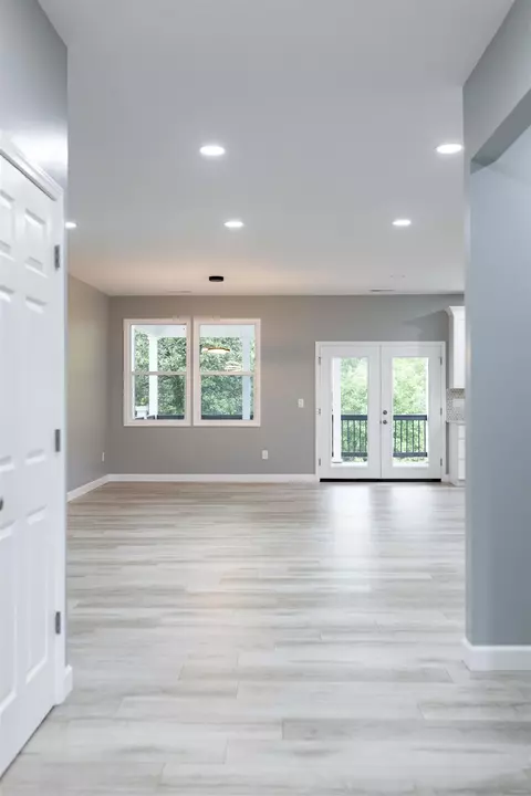 171 Riverbluff Ext, Inman, SC 29349 photo 5