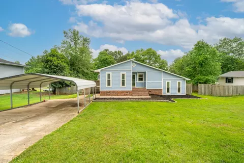 24 Paris View Dr, Taylors, SC 29687