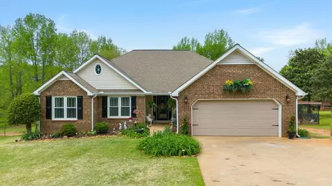 210 Sugar Tree Ct, Lyman, SC 29365