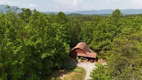 4259 S Wilson Hill Rd, Mill Spring, NC 28756