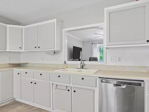111 W Celestial Dr, Greer, SC 29651 photo 11