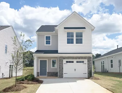 1306 Algeddis Dr, Greer, SC 29650