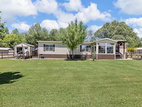 137 Gano Dr, Woodruff, SC 29388