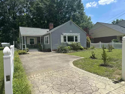 505 S Johnson St, Gaffney, SC 29340 photo 2