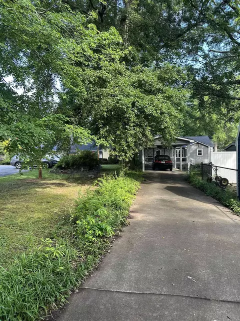 505 S Johnson St, Gaffney, SC 29340 photo 25