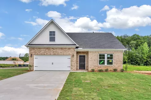 737 Gilgal Ln, Wellford, SC 29385