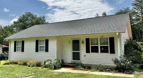 391 Cardinal St, Inman, SC 29349