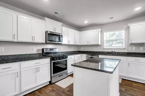 1052 Bridlebrook Trl, Greer, SC 29651 photo 9