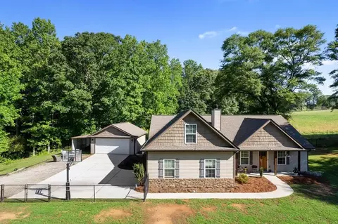 601 Wofford Rd, Woodruff, SC 29388