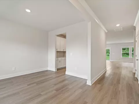 864 Burghley Cir, Greer, SC 29651 photo 2