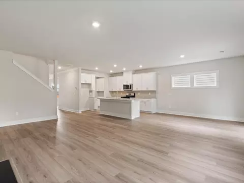 864 Burghley Cir, Greer, SC 29651 photo 8