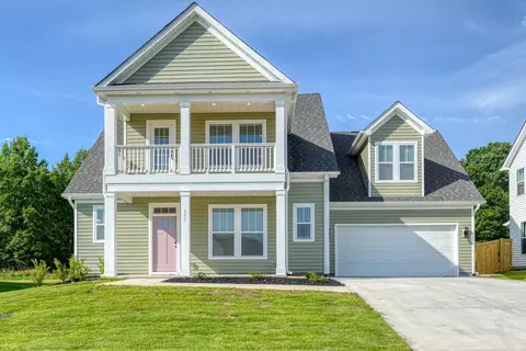 353 Fenwick Dr, Woodruff, SC 29388