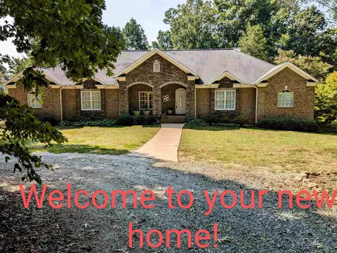 5365 Rainbow Lake Rd, Campobello, SC 29322