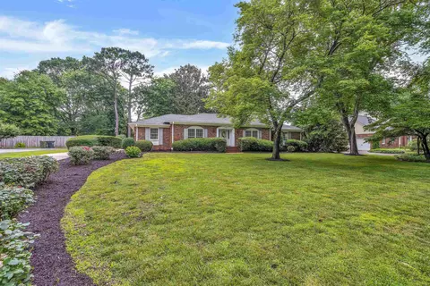 513 Lancelot Dr, Simpsonville, SC 29681