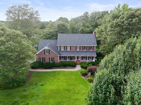356 Carleton Cir, Spartanburg, SC 29306