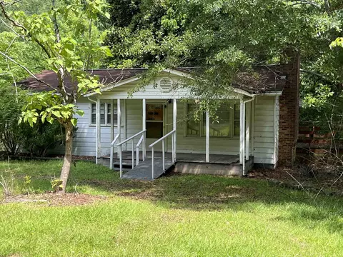 3926 Johnson Dr, Spartanburg, SC 29302