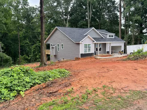 499 Patch Dr, Spartanburg, SC 29302