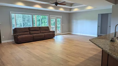Living - 710 Harrison Rd, Roebuck, SC 29376 photo 2 of 3