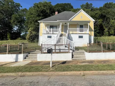 562 Arlington St, Spartanburg, SC 29303