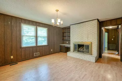 902 E Main St, Duncan, SC 29334 photo 10