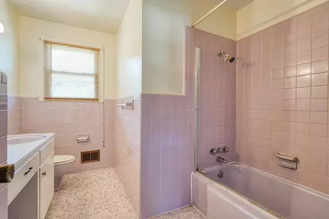 902 E Main St, Duncan, SC 29334 photo 24