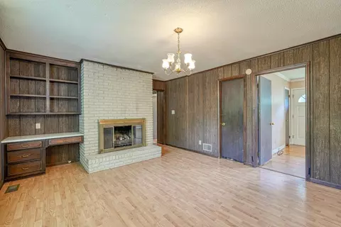 902 E Main St, Duncan, SC 29334 photo 11