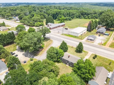 902 E Main St, Duncan, SC 29334 photo 39