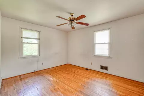 902 E Main St, Duncan, SC 29334 photo 16