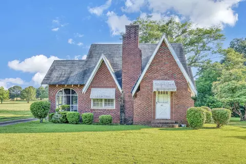 6421 New Cut Rd, Inman, SC 29349