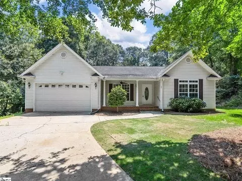 35 Birch Tree Rd, Greer, SC 29651