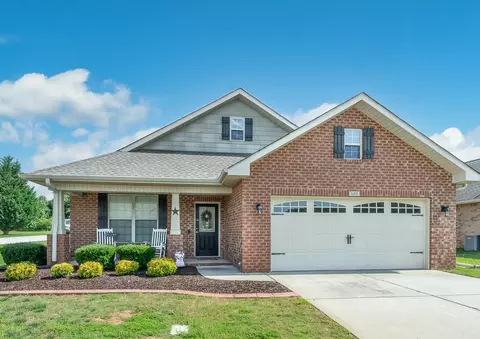 100 Reedy Springs Ln, Greenville, SC 29605