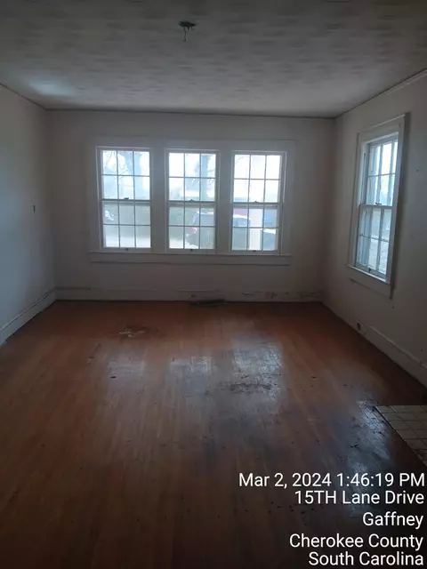 302 16th St, Gaffney, SC 29340 photo 5