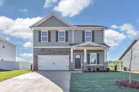 1014 Leoni Dr, Wellford, SC 29385