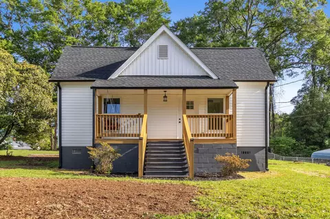 1227 Spring St, Drayton, SC 29333