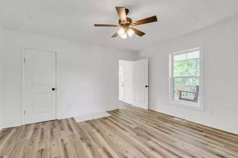 1227 Spring St, Drayton, SC 29333 photo 9