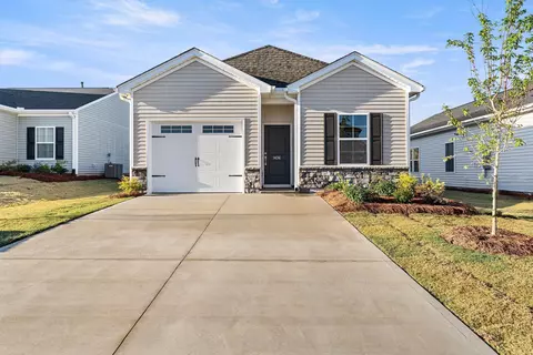 1436 Donhill Dr, Greer, SC 29651