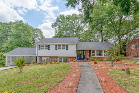 305 Verner Dr, Greenville, SC 29617