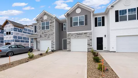 728 Embark Cir, Greer, SC 29651 photo 4