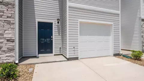 722 Embark Cir, Greer, SC 29651 photo 4