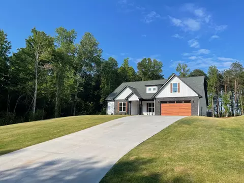 Exterior - 1605 Dickson Rd, Inman, SC 29349 photo 3 of 7