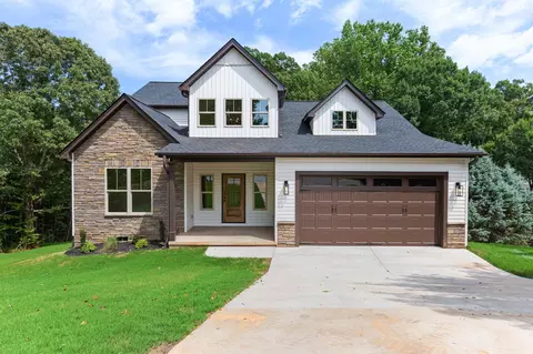 74 Jude Ct, Greer, SC 29651