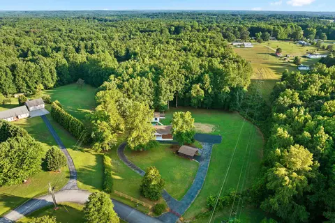205 Margate Cir, Chesnee, SC 29323