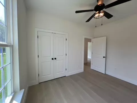 336 Wall St, Campobello, SC 29322 photo 16