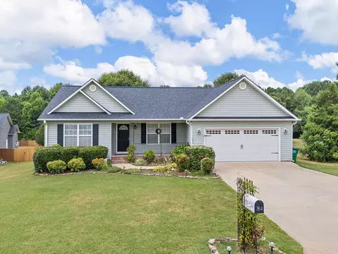 184 Summer Lady Ln, Boiling Springs, SC 29316