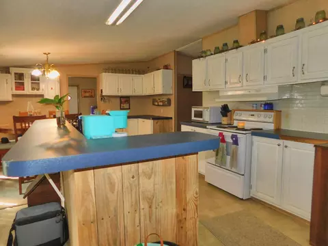2195 Corinth Rd, Gaffney, SC 29340 photo 4