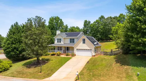 804 Canton Ct, Greer, SC 29651