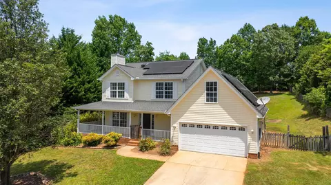 804 Canton Ct, Greer, SC 29651 photo 2