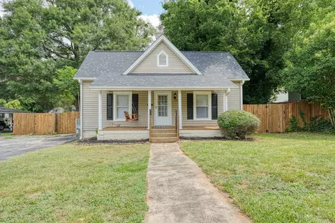 525 N Fairview Ave, Spartanburg, SC 29303