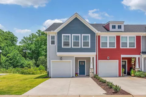 68 Mardale Ln, Greenville, SC 29609