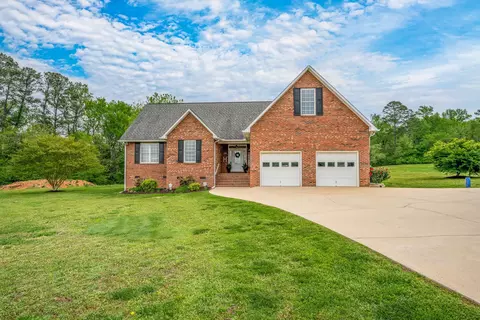 1033 S Rutherford St, Blacksburg, SC 29702